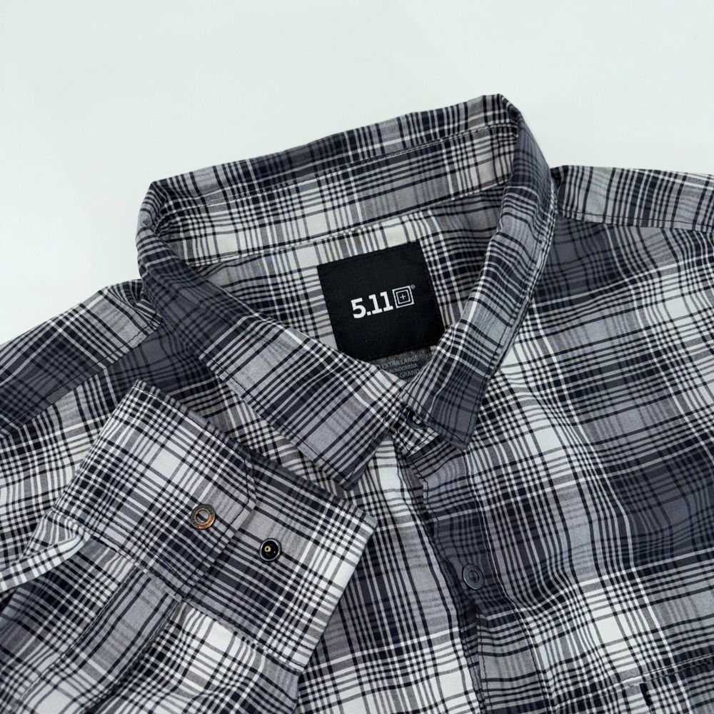 5.11 Tactical Mens XL Gray White Plaid Long Sleeve Button Down Shirt Vented Back